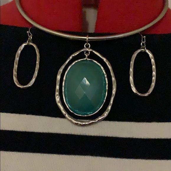 Charming Charlie necklace and earrings set. - Picture 4 of 8